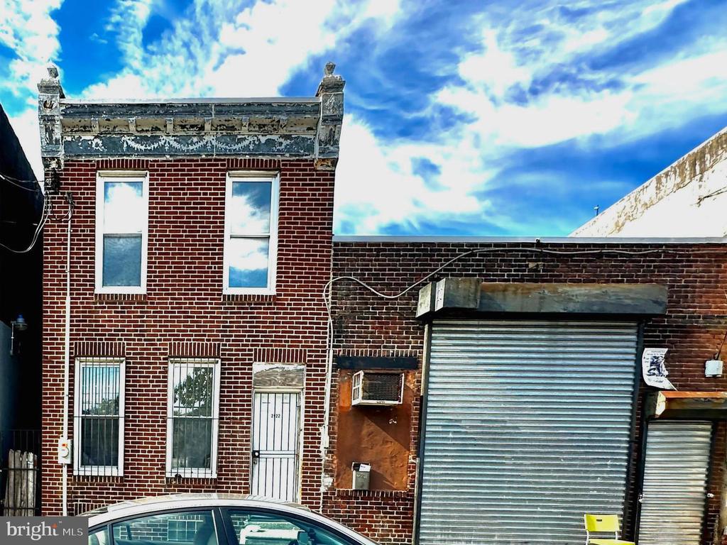 2922 E STREET