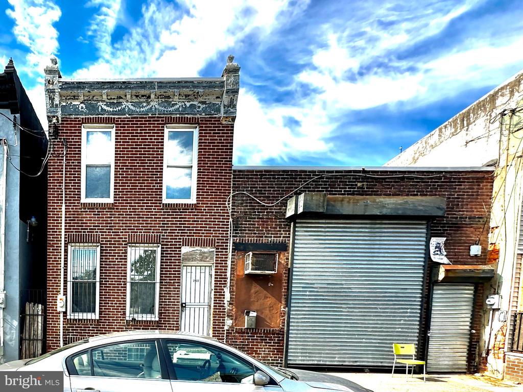 2924 E STREET