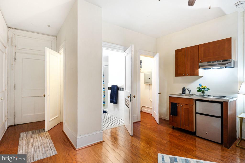 1324 LOCUST STREET Unit: 515