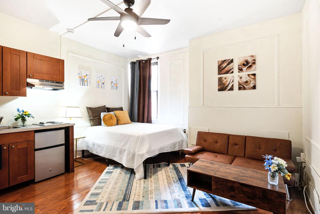 1324 LOCUST STREET Unit: 515