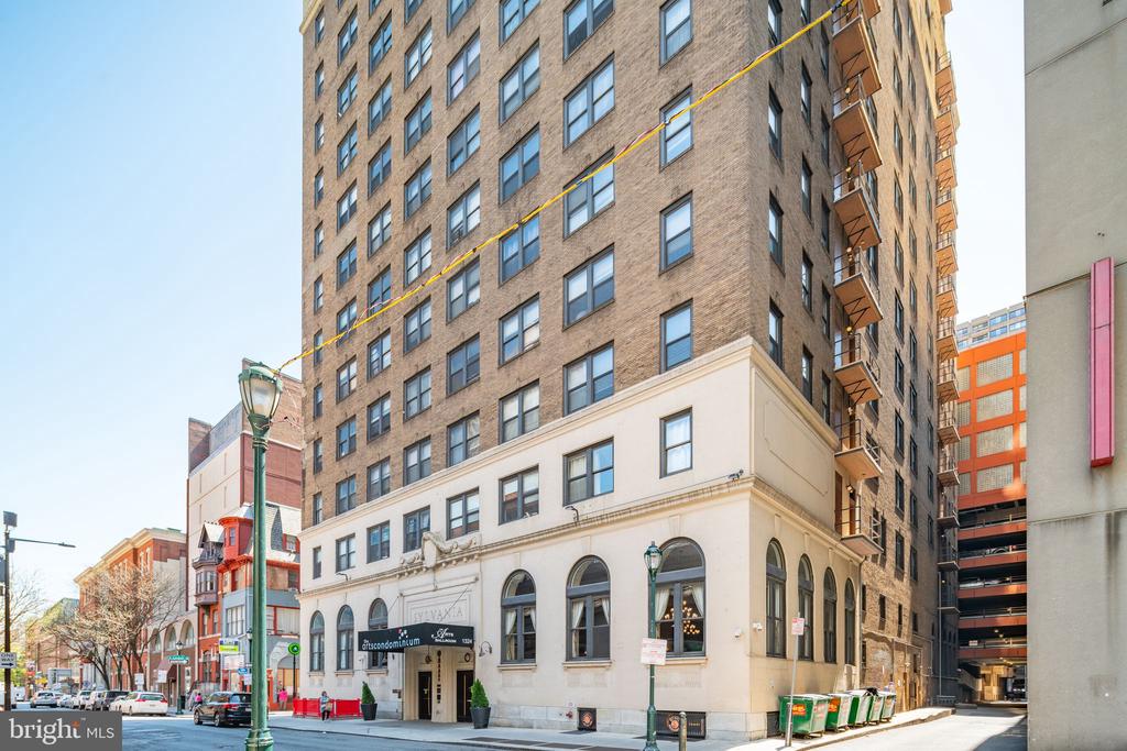 1324 LOCUST STREET Unit: 515