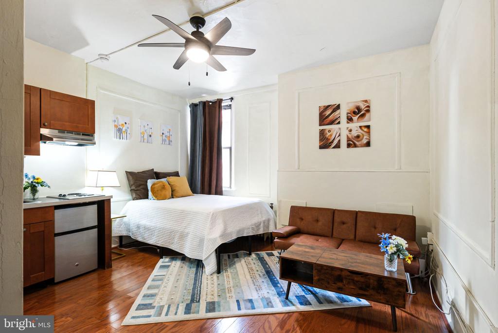 1324 LOCUST STREET Unit: 515