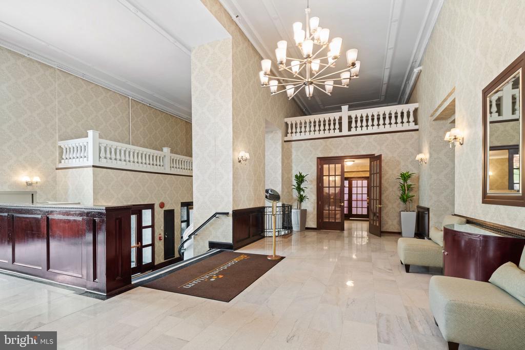 1324 LOCUST STREET Unit: 515