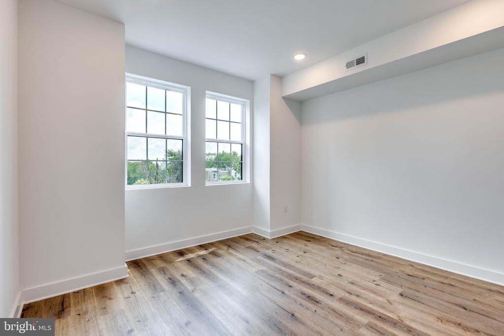 2226 N REESE STREET Unit: 2