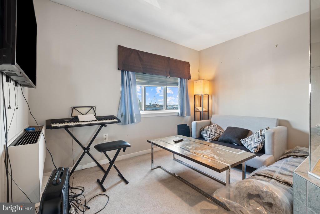 200 LOMBARD STREET Unit: 713