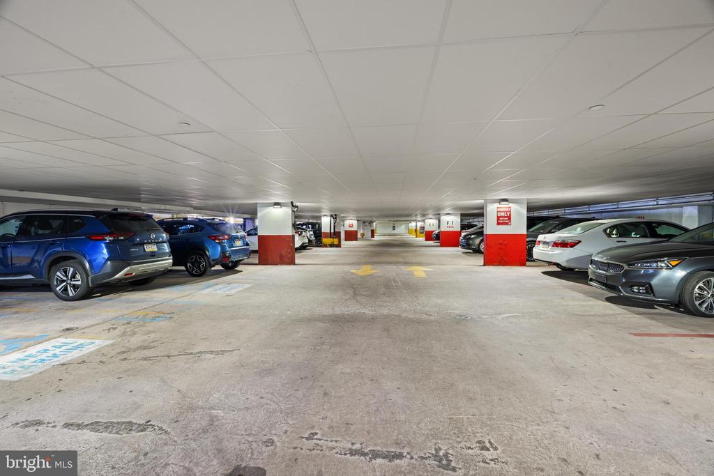 200 LOMBARD STREET Unit: 713