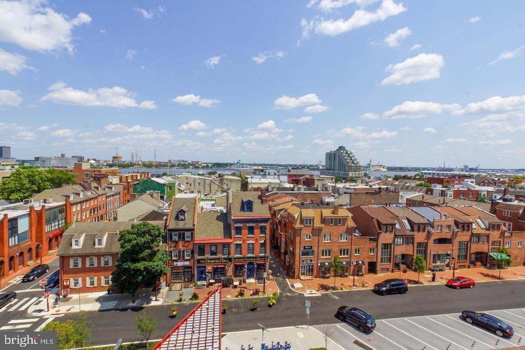200 LOMBARD STREET Unit: 713