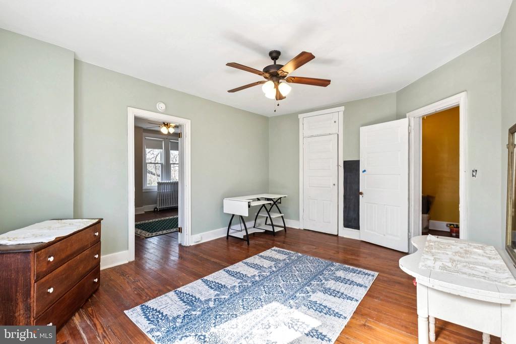 423 E HIGH STREET