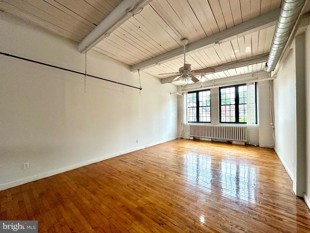 14 W HARVEY STREET Unit: 2C