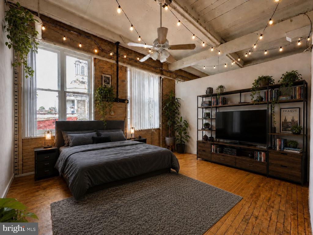 14 W HARVEY STREET Unit: 2C