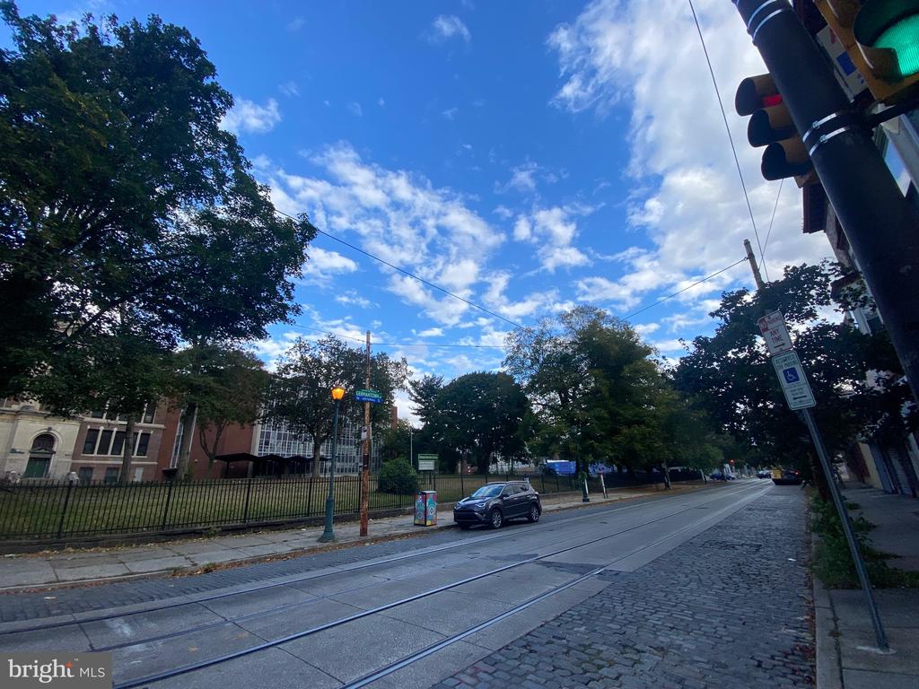 14 W HARVEY STREET Unit: 2C