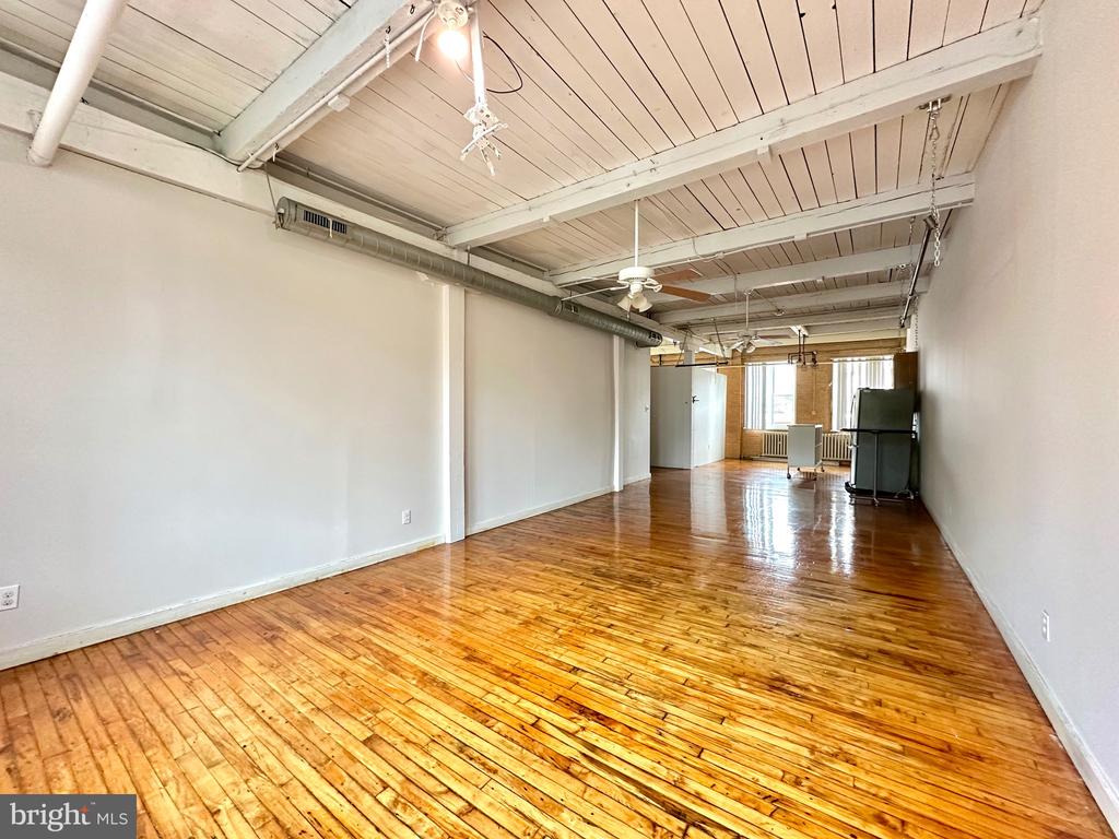 14 W HARVEY STREET Unit: 2C