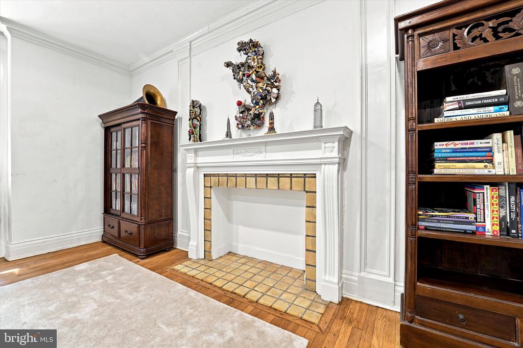 4625 PINE STREET Unit: F102