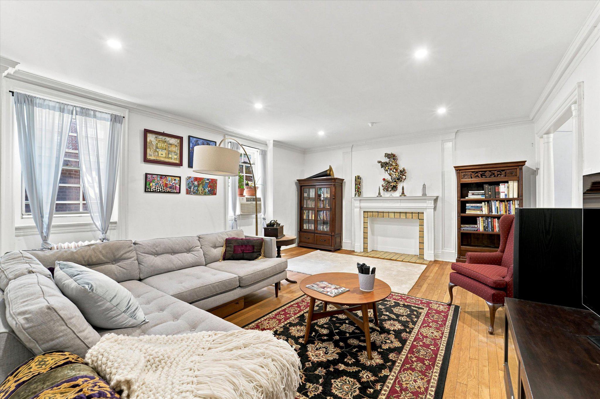 4625 PINE STREET Unit: F102