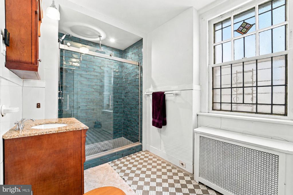 4625 PINE STREET Unit: F102