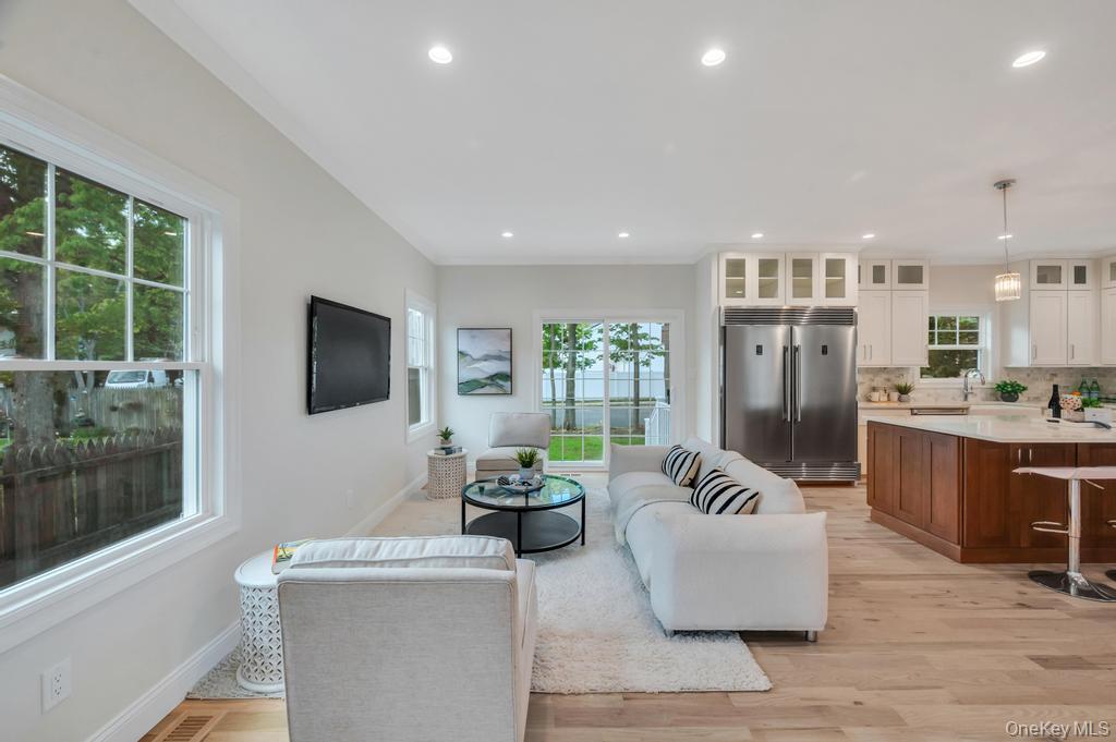 124 North Drive