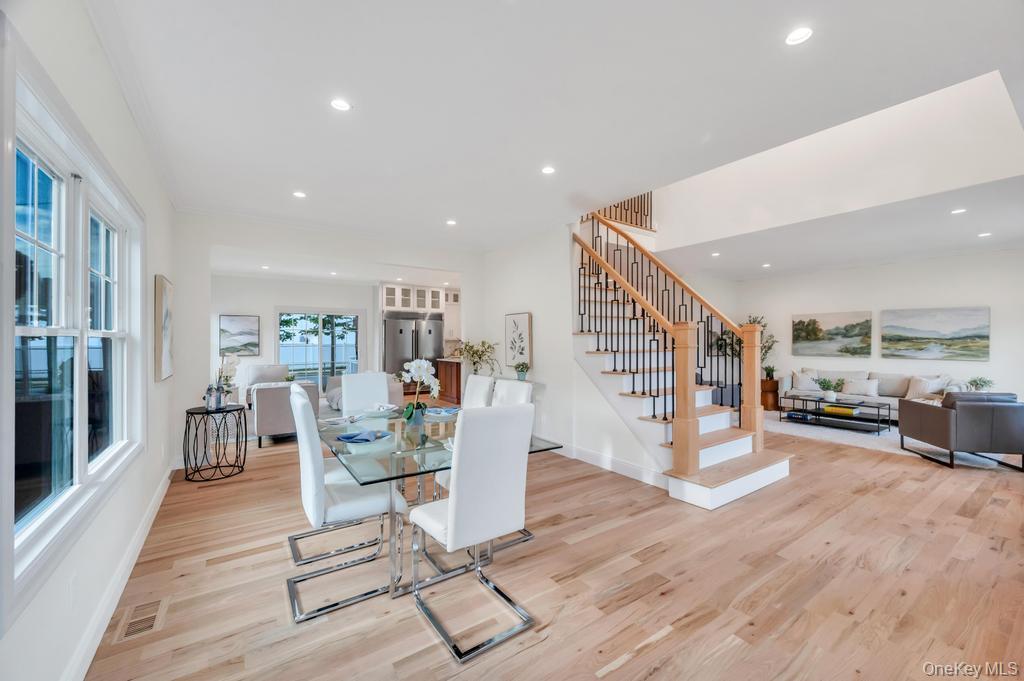 124 North Drive