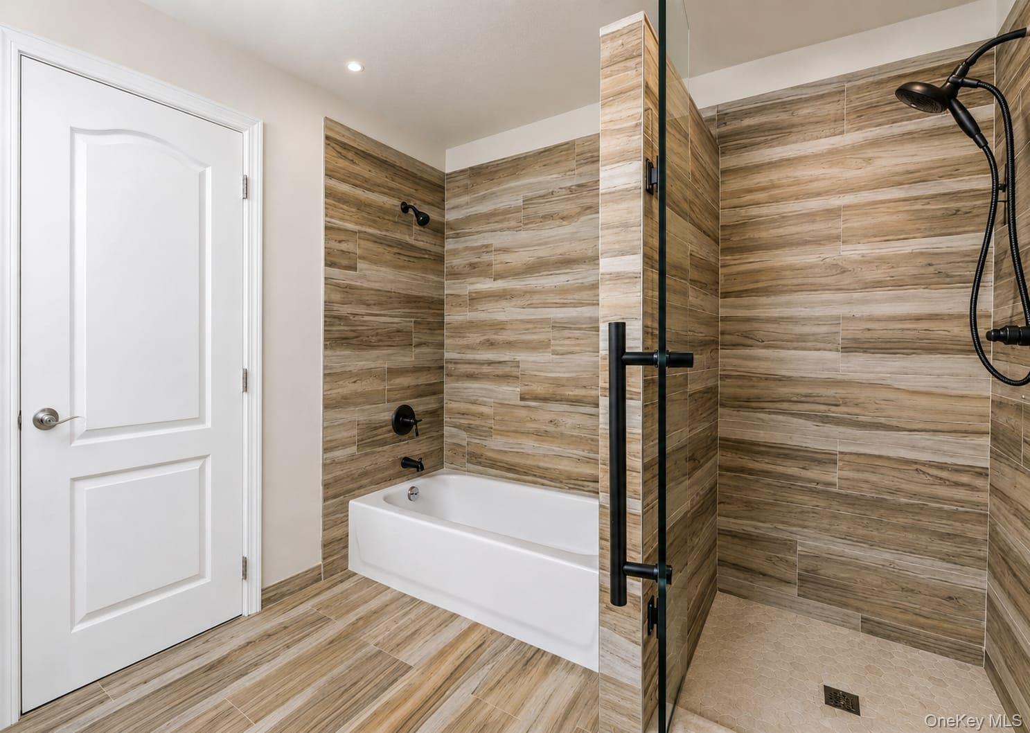 226 Westside Avenue Unit: B