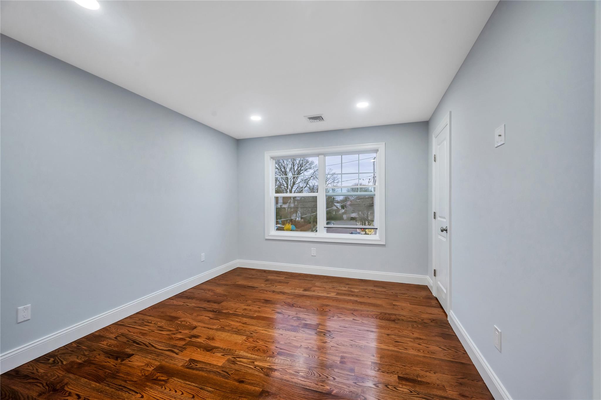 94 Manor Avenue