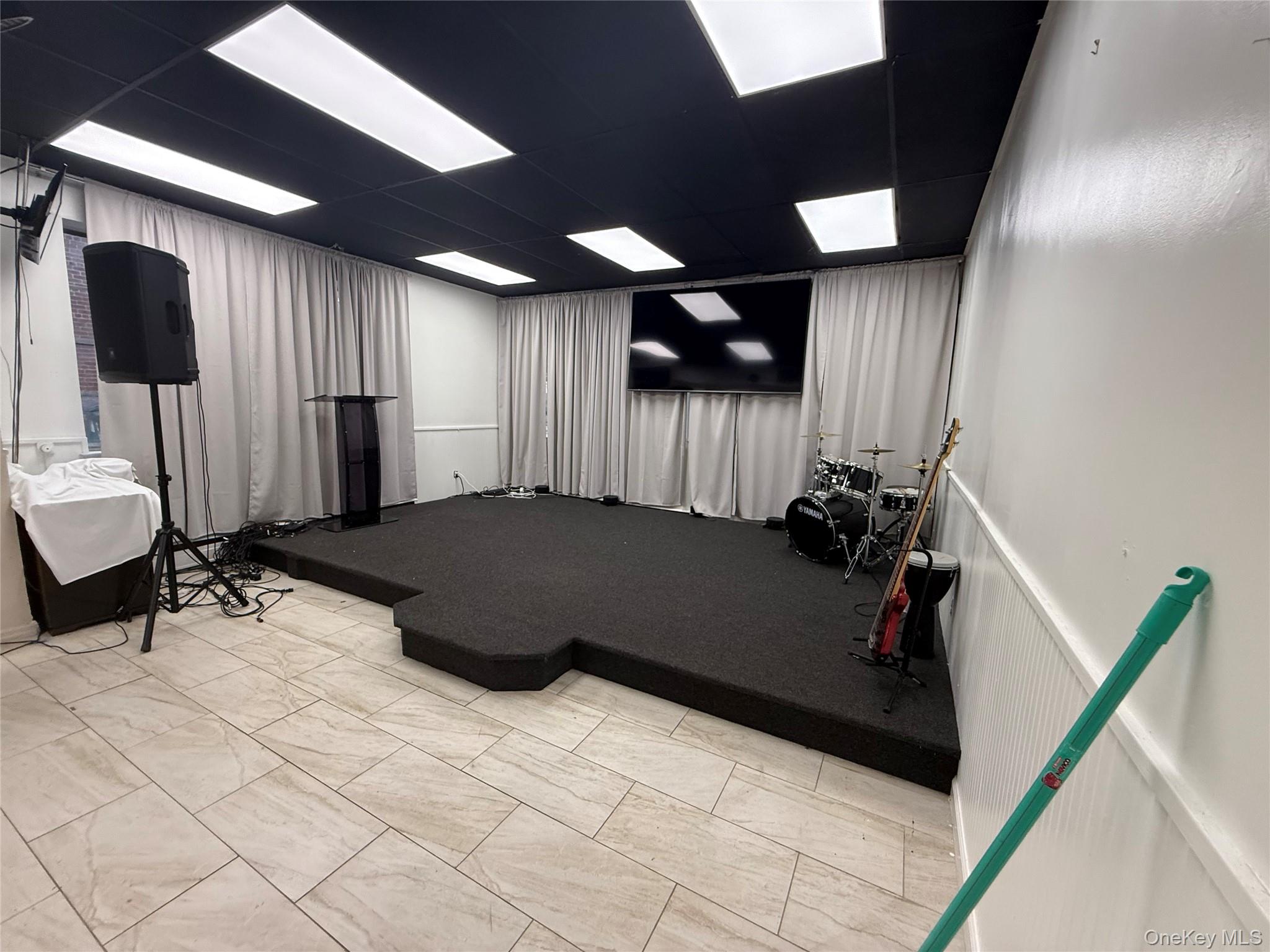 185 Willis Avenue Unit: 1