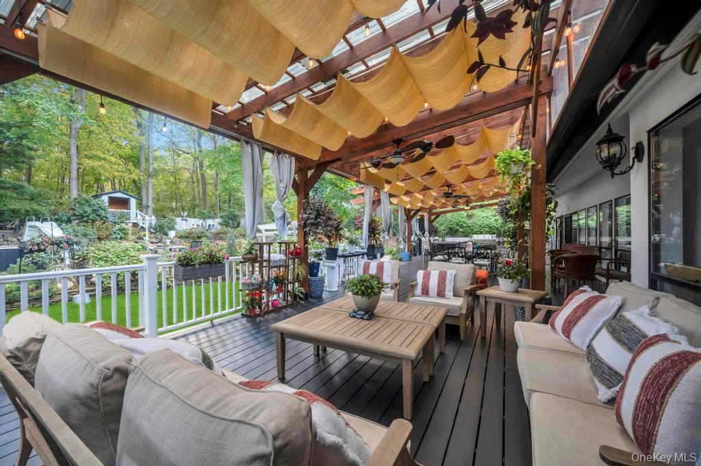 30 Fox Hollow Ridings Road