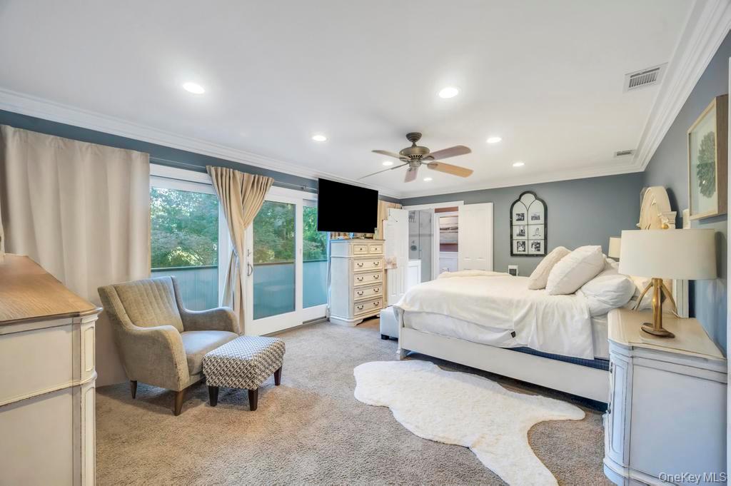 30 Fox Hollow Ridings Road