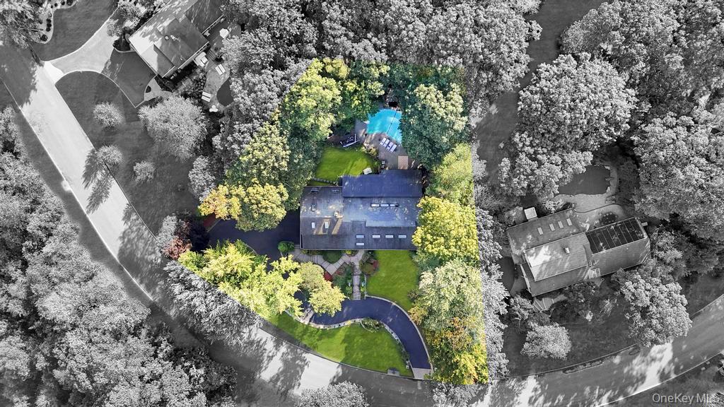 30 Fox Hollow Ridings Road