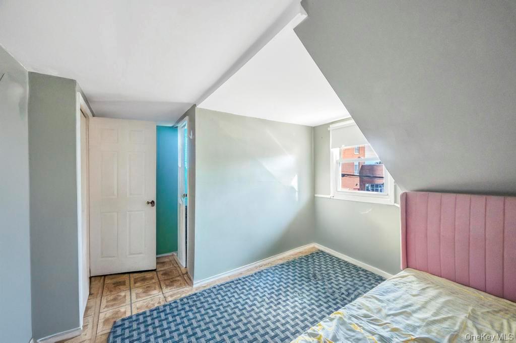 511 Northern Parkway