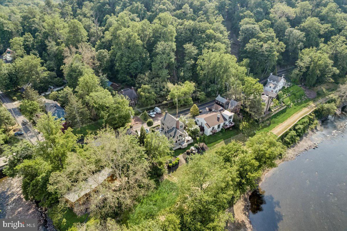 3912 River Rd
