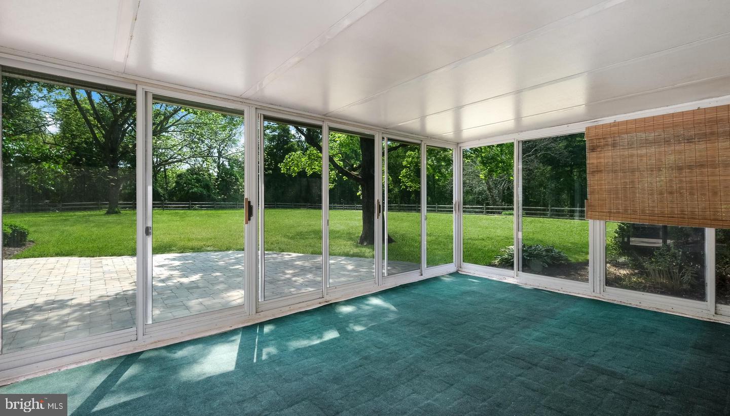 28 Windover Ln