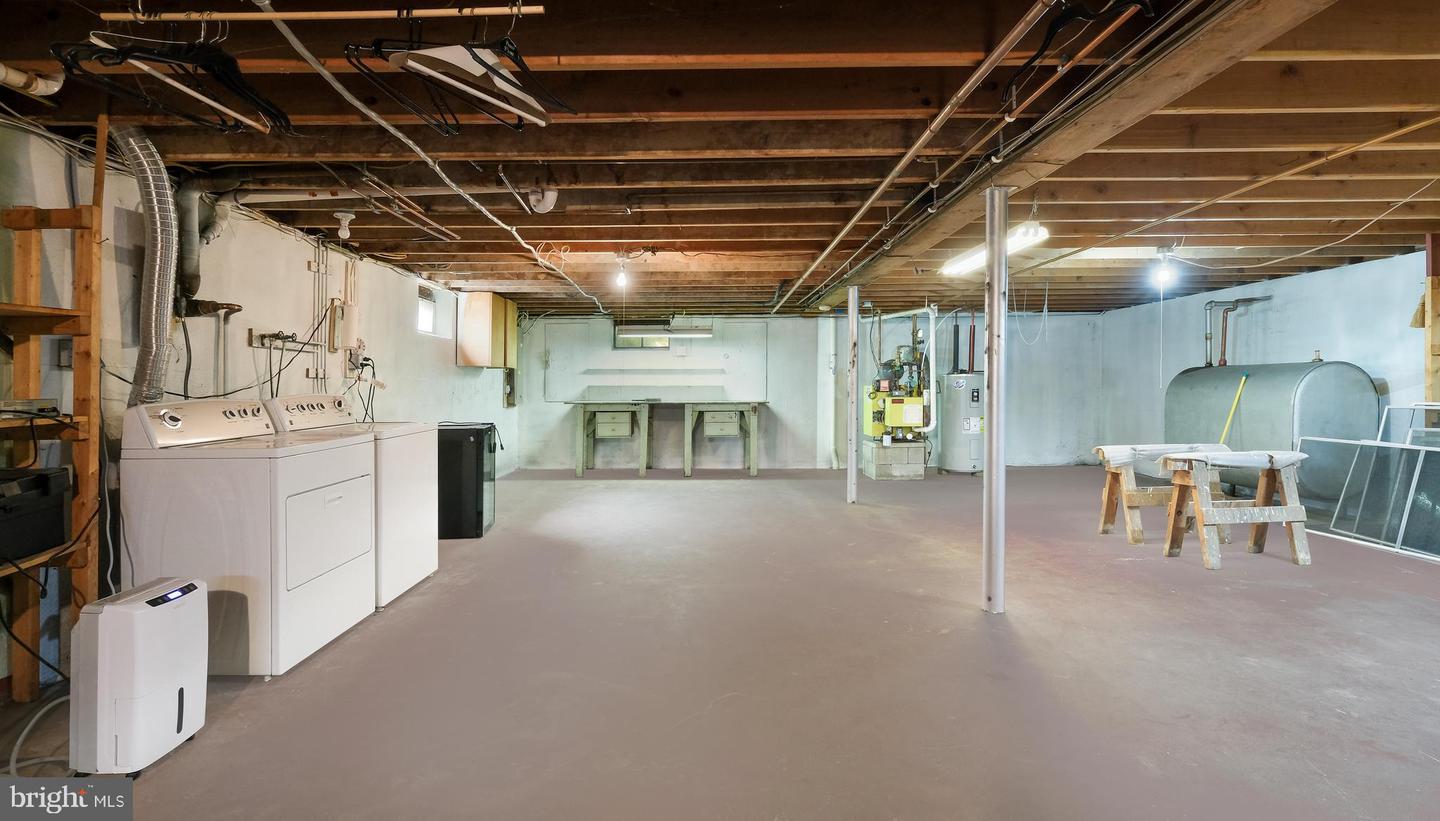 28 Windover Ln