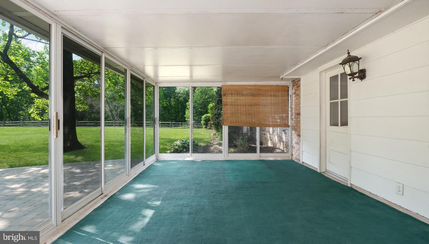 28 Windover Ln