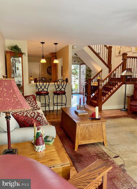 2299 Orchard Hill Cir
