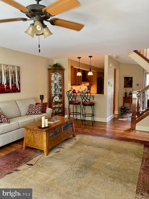 2299 Orchard Hill Cir
