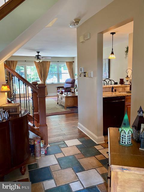 2299 Orchard Hill Cir