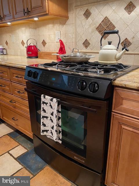 2299 Orchard Hill Cir