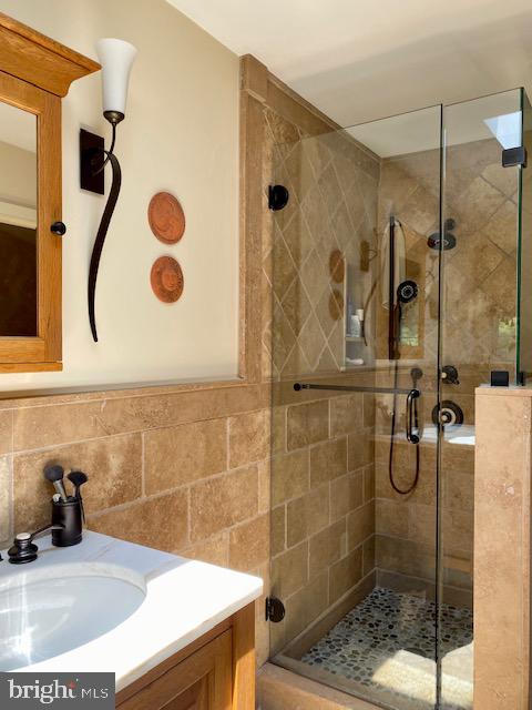 2299 Orchard Hill Cir