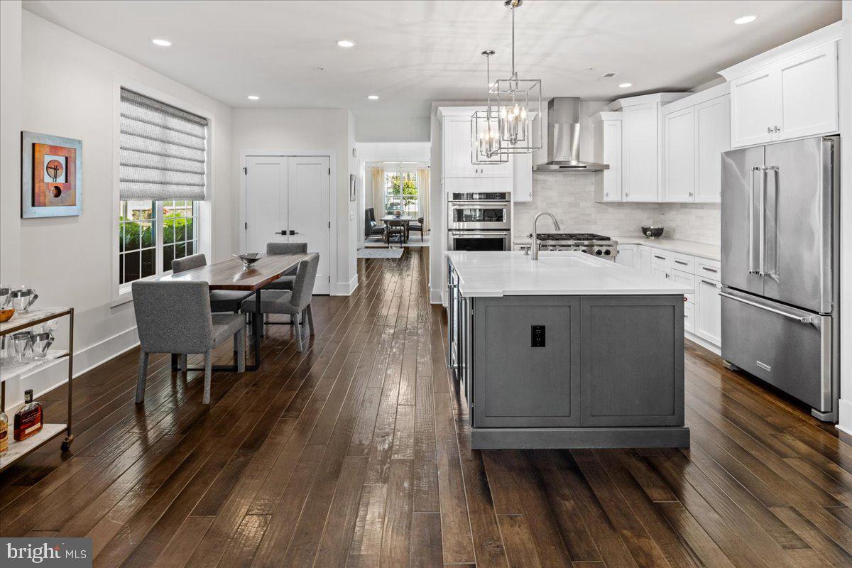 5 Hillyer Ln