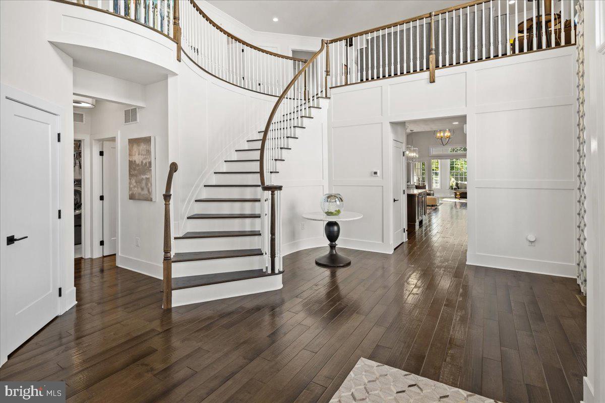 5 Hillyer Ln