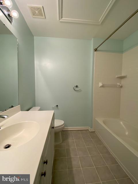 106 Madison Ct