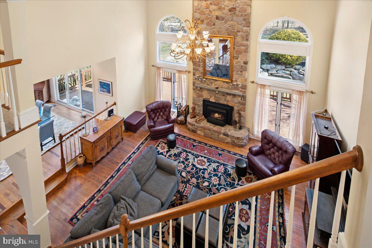 15 Kingswood