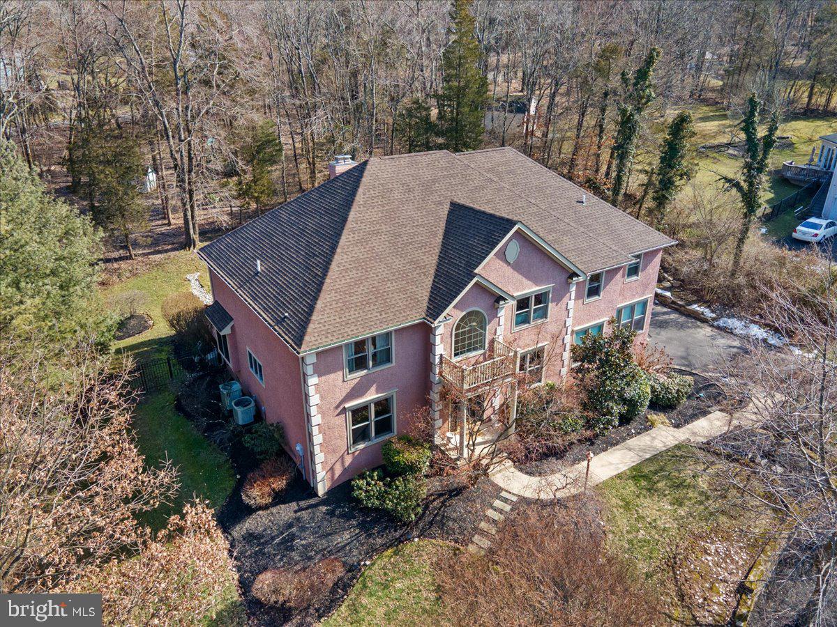 15 Kingswood