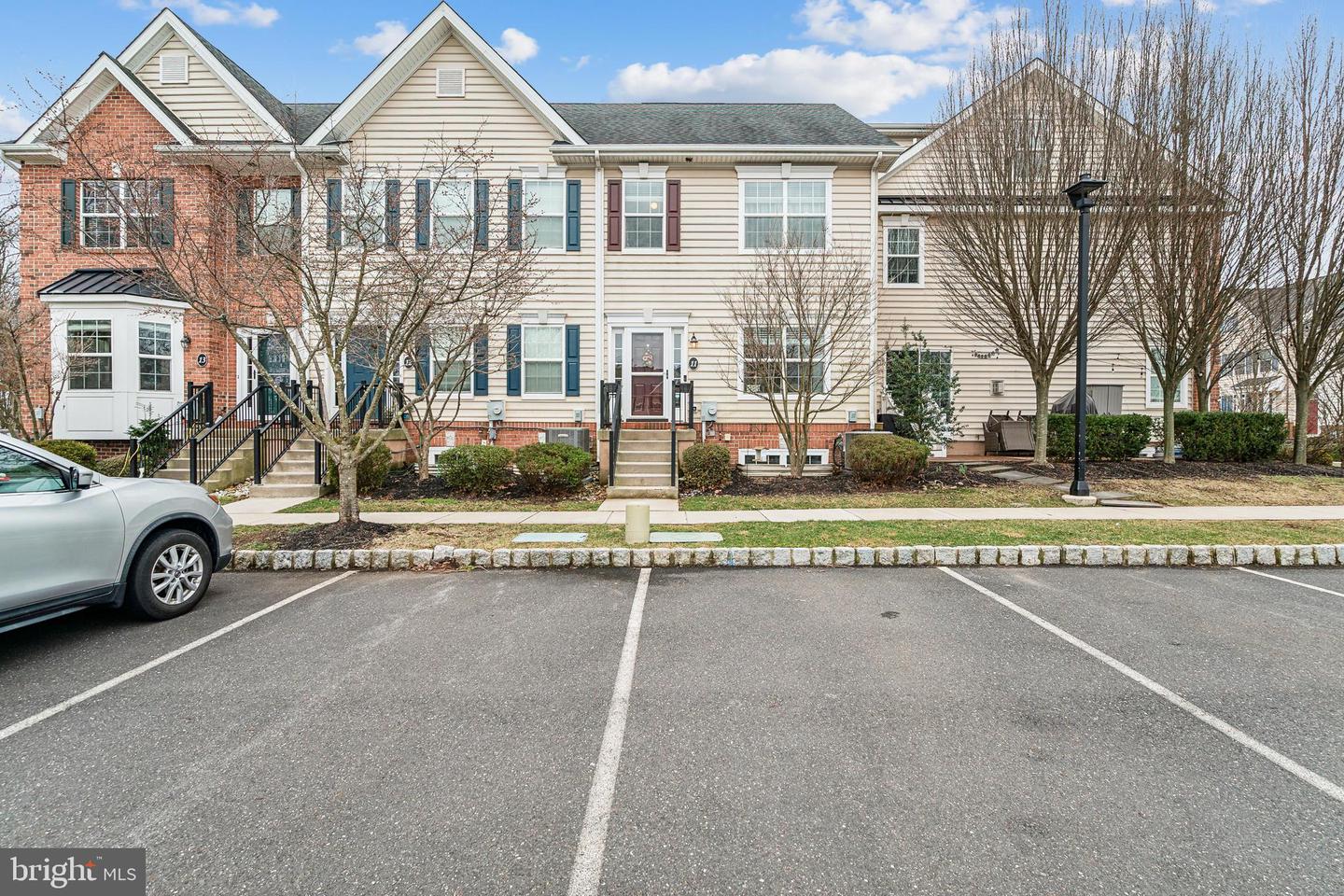 3784 William Daves Rd #11