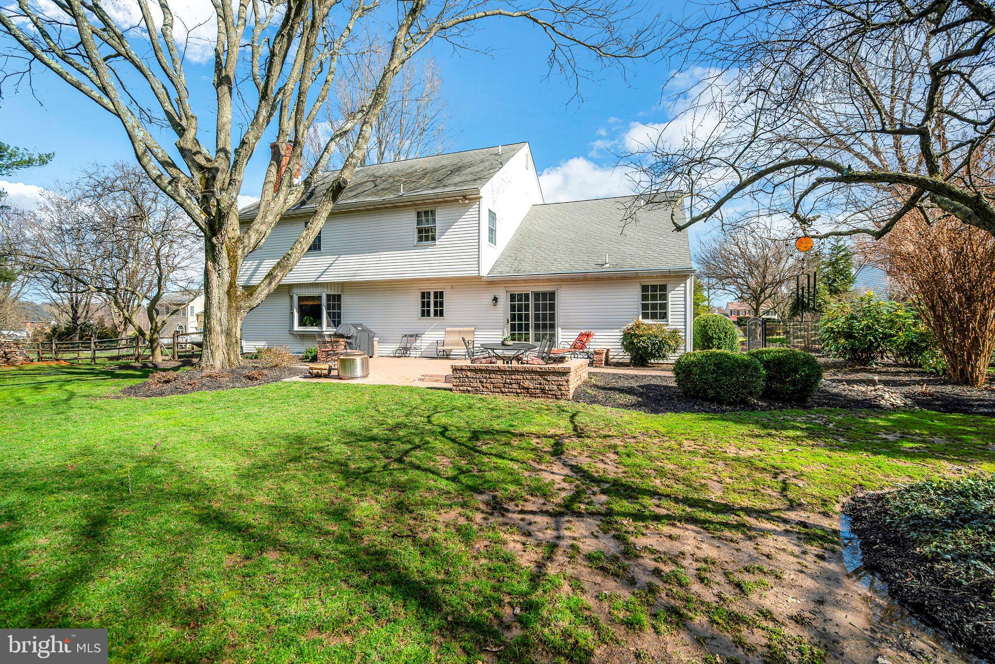 111 Ridgeview Ln