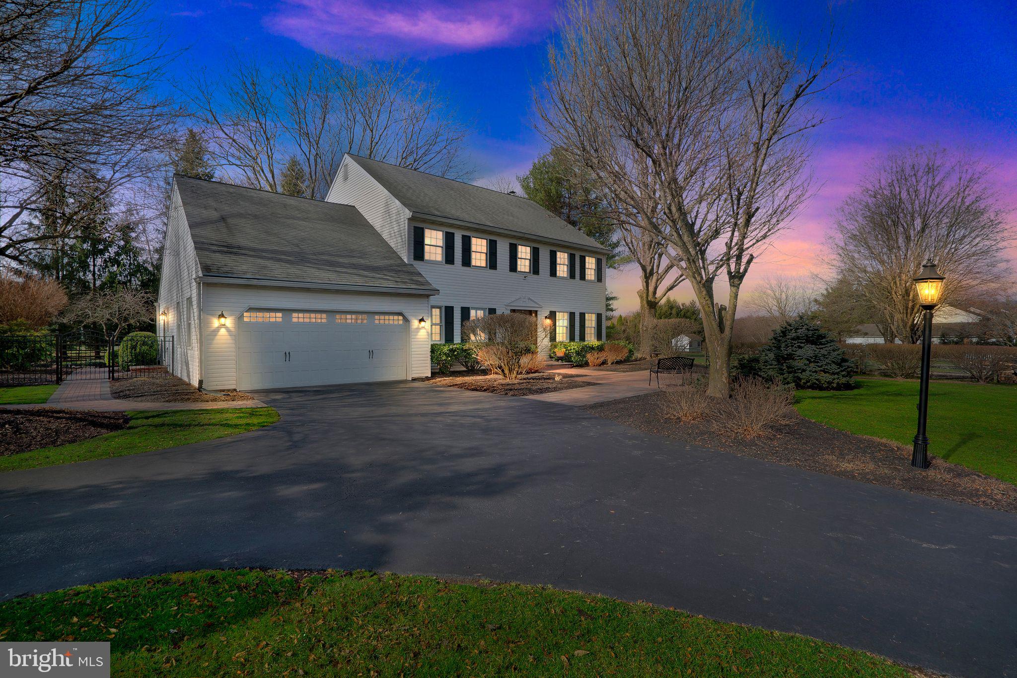 111 Ridgeview Ln