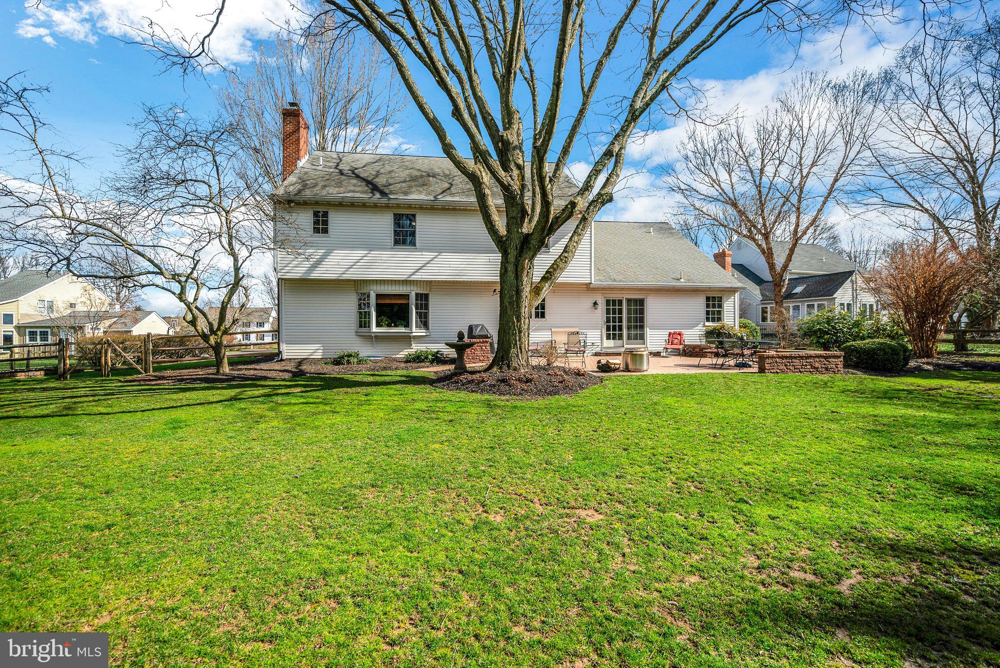 111 Ridgeview Ln
