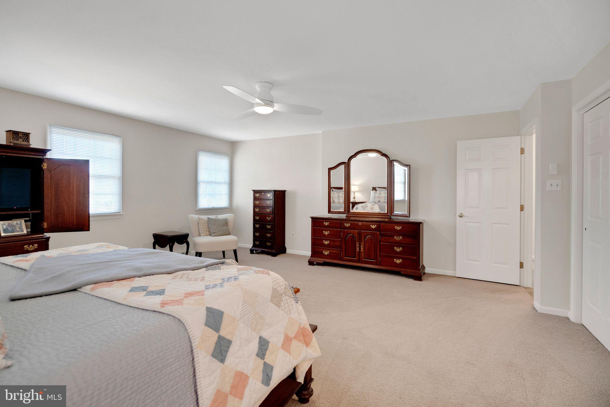 111 Ridgeview Ln