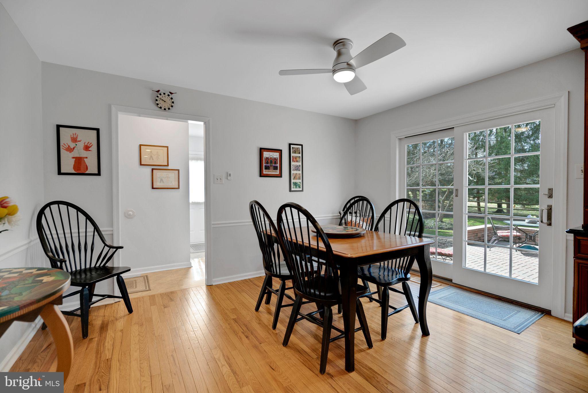 111 Ridgeview Ln