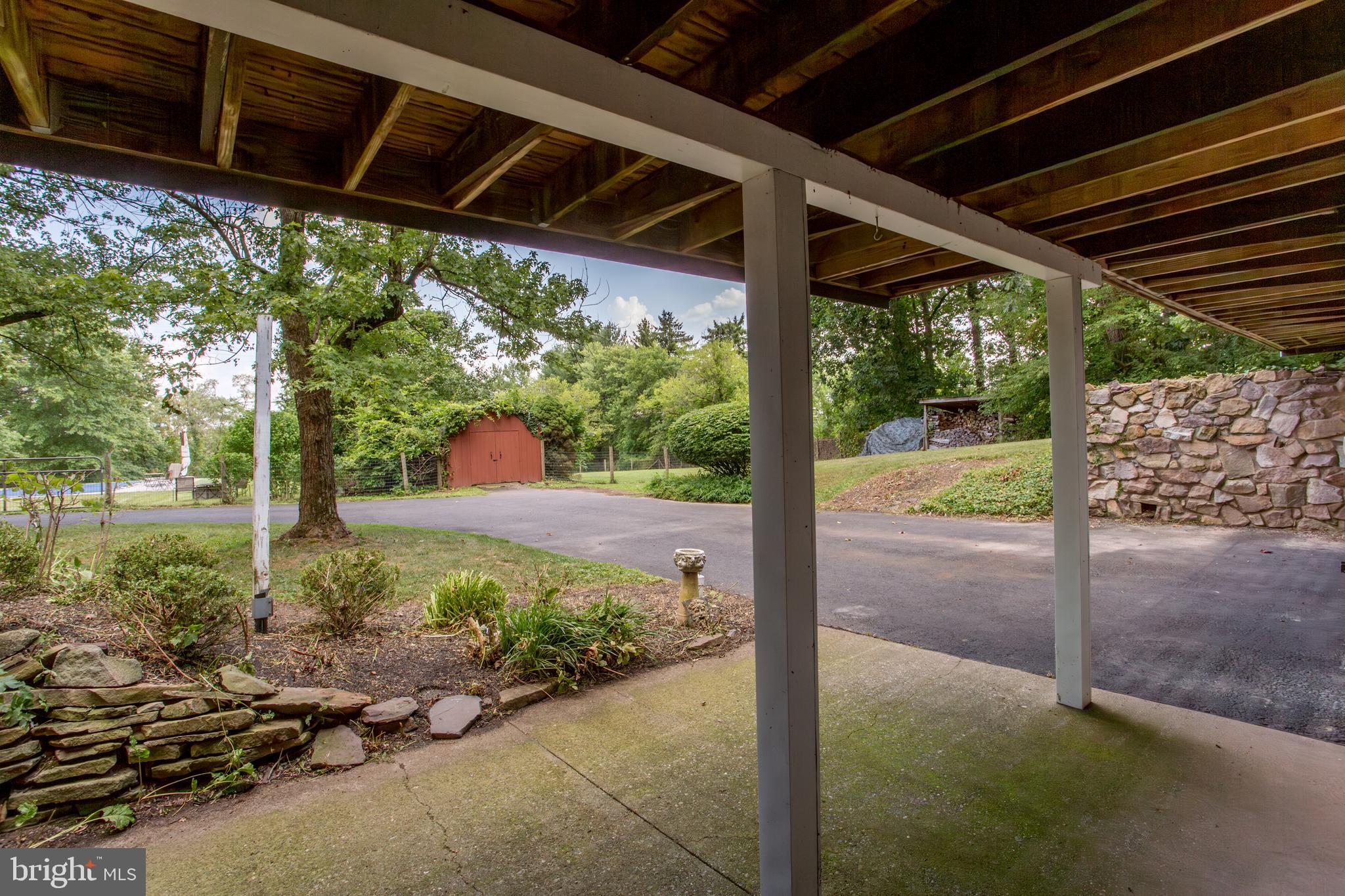 5563 Stoney Hill Rd