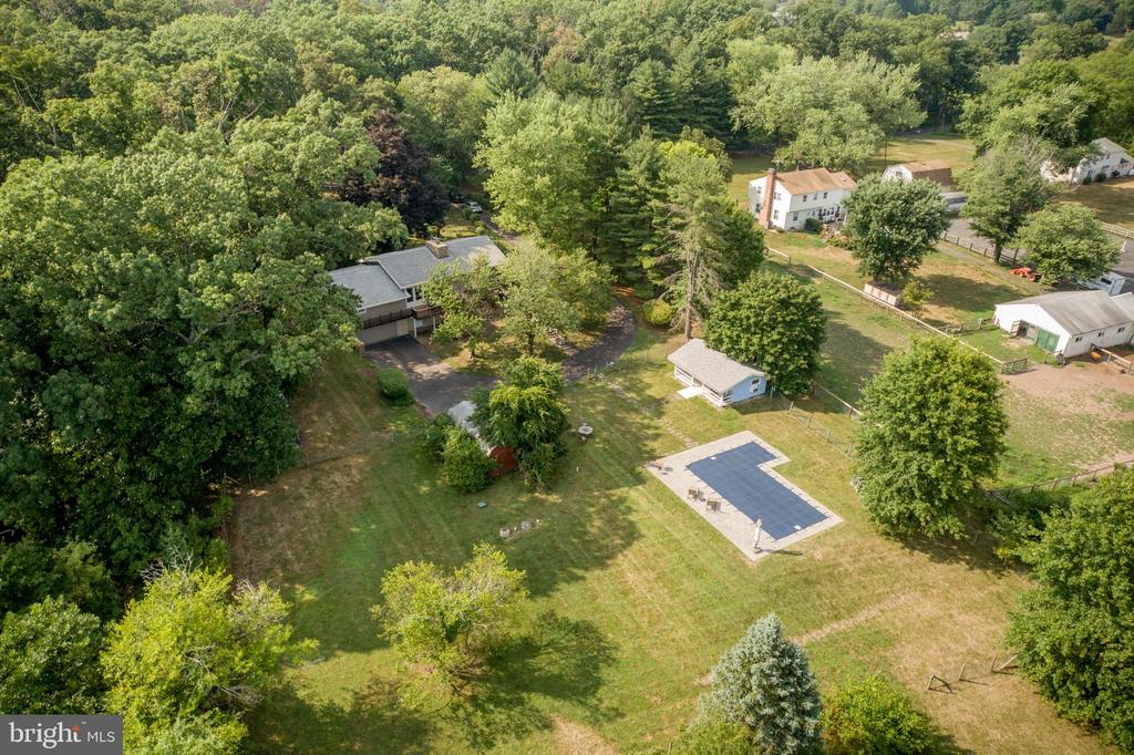 5563 Stoney Hill Rd